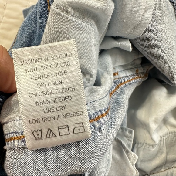 Magnolia Stretchy Sky Blue Denim Shorts - Picture 10 of 10